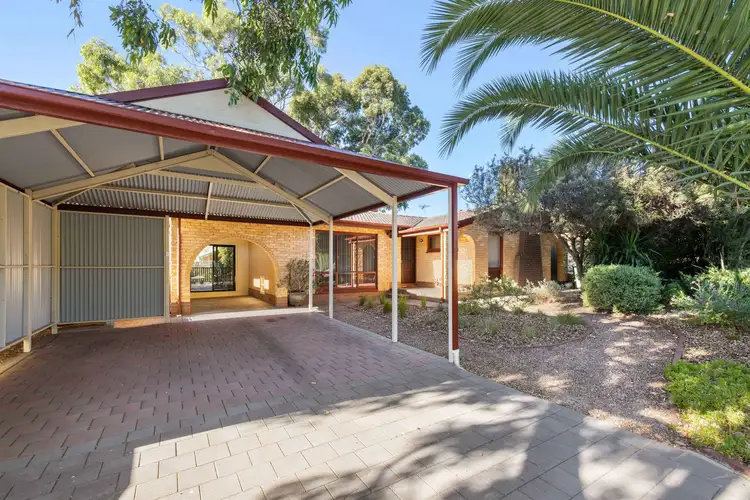 7 Mandalay Drive, Happy Valley SA 5159