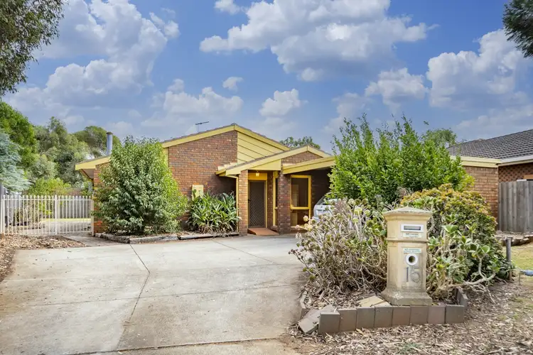 15 Gundaroo Square, Werribee VIC 3030