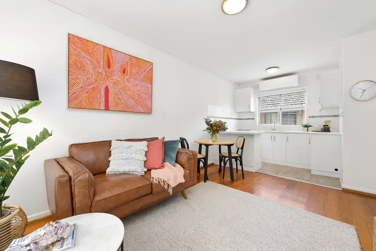2/35 Kingsville Street, Kingsville VIC 3012