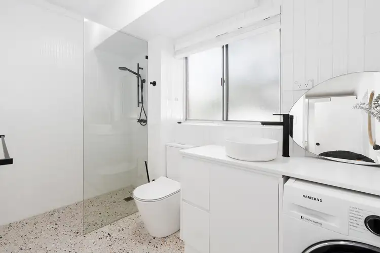 Second view of Homely unit listing, 1/7 Clarence Avenue, Dee Why NSW 2099