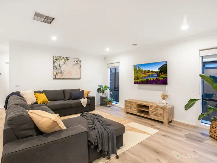 Sixth view of Homely house listing, 18 Avisha Way, Narre Warren VIC 3805