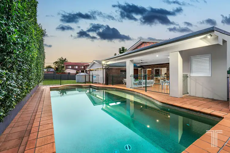 83 Stanmere Street, Carindale QLD 4152