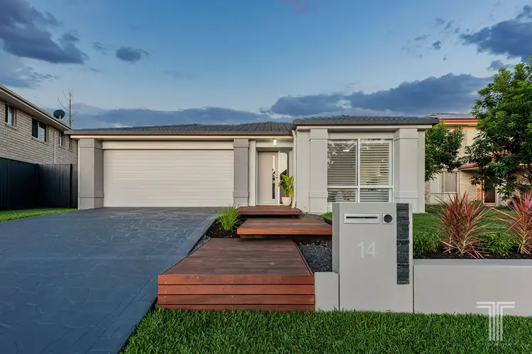 14 Holland Place, Carindale QLD 4152