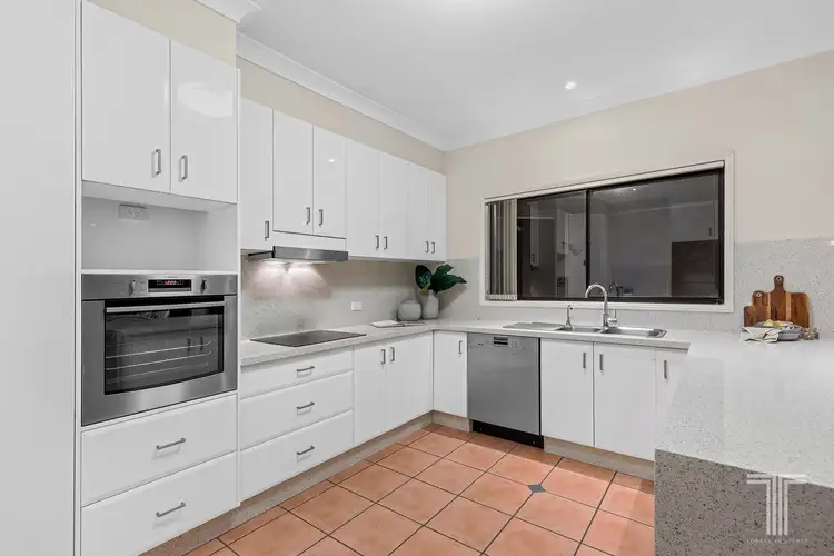 Sixth view of Homely house listing, 20 Barnstos Place, Carindale QLD 4152