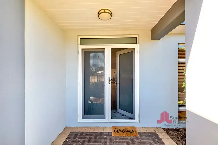 Third view of Homely house listing, 28 Jury Bend, Carey Park WA 6230