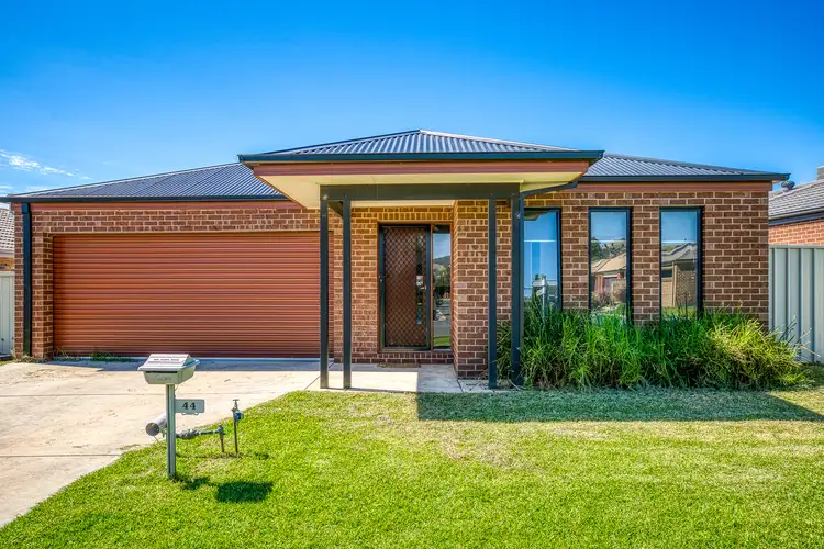 44 Derwent Way, Wodonga VIC 3690