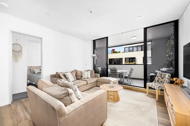 Second view of Homely unit listing, 372/16 Oaks Avenue, Dee Why NSW 2099