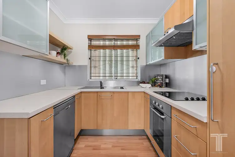 Fifth view of Homely unit listing, 6/16 Kitchener Street, Coorparoo QLD 4151