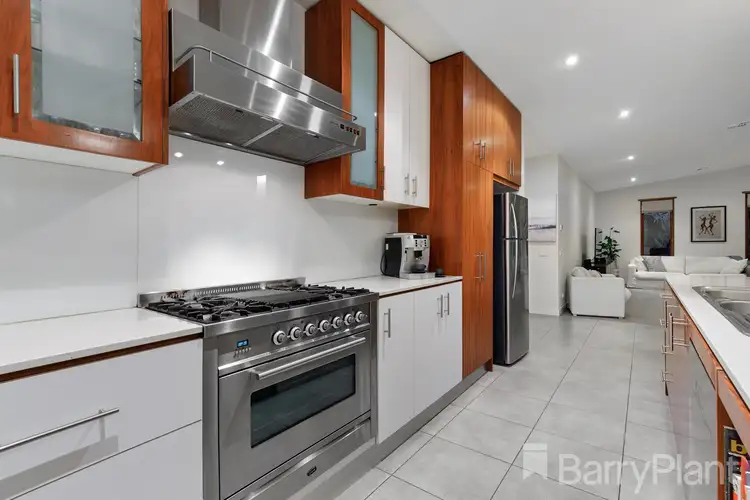 Fifth view of Homely house listing, 71 Ernest Jones Drive, Macleod VIC 3085