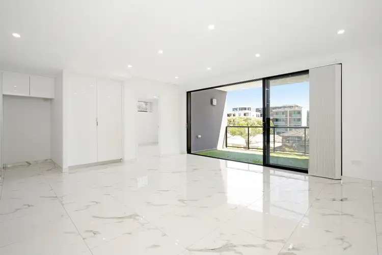 Fourth view of Homely unit listing, 6/4 Mayberry Crescent, Liverpool NSW 2170