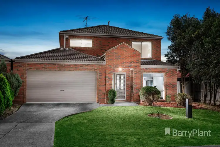 6 Pleasant Close, Mill Park VIC 3082