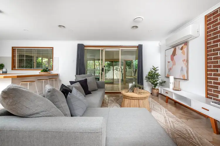 Second view of Homely house listing, 7 Byatt Place, Isaacs ACT 2607