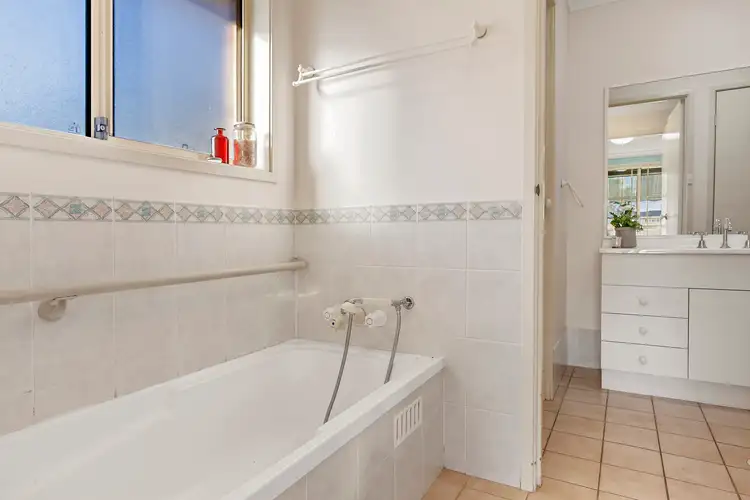 Sixth view of Homely villa listing, 7/407 Lake Road, Argenton NSW 2284