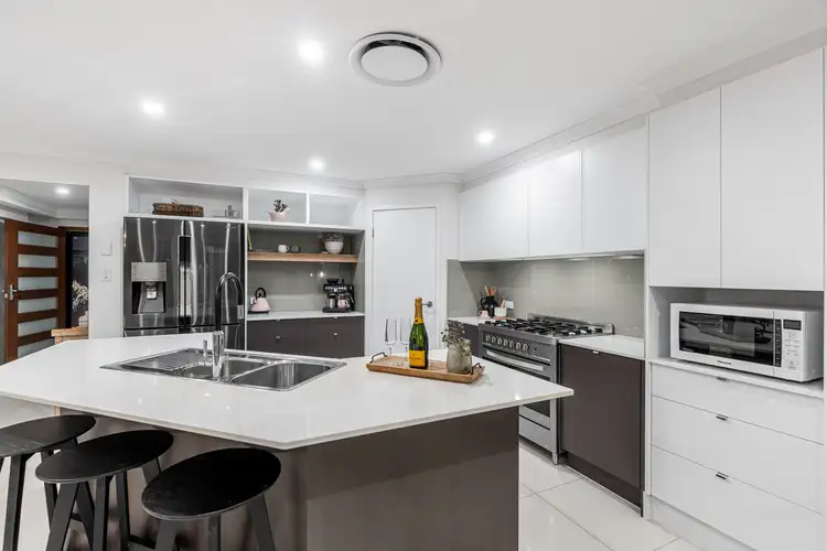 Sixth view of Homely house listing, 26 Foxwood Circuit, Wakerley QLD 4154