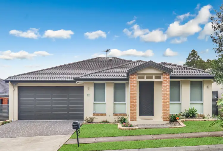 39 Townsend Crescent, Ropes Crossing NSW 2760