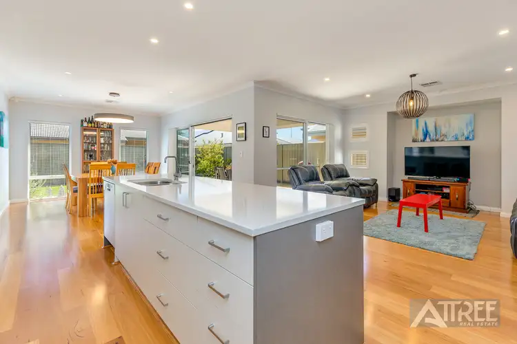 Second view of Homely house listing, 7 Wolfson Way, Piara Waters WA 6112