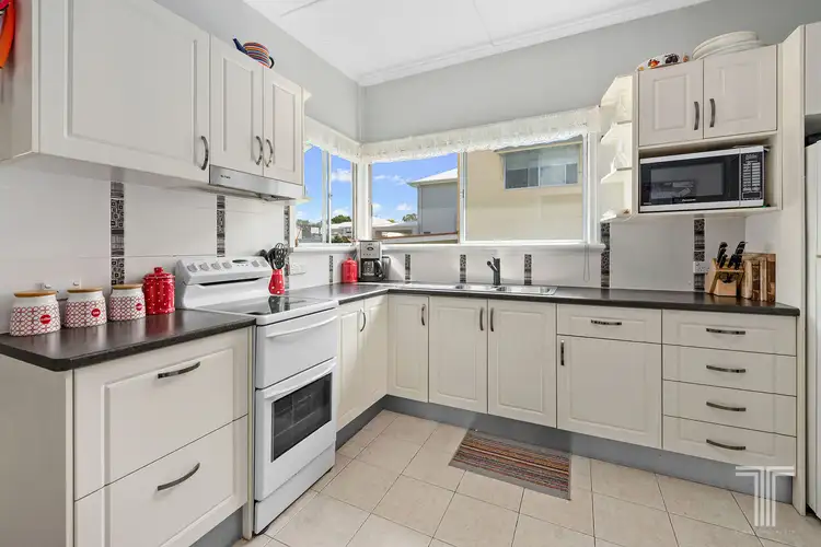 Sixth view of Homely house listing, 8 Bent Street, Cannon Hill QLD 4170