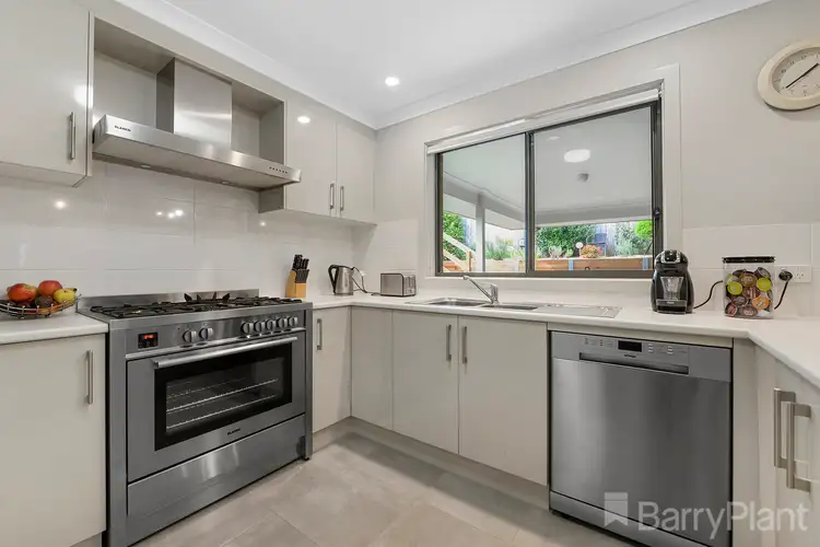 Fifth view of Homely house listing, 2 Terracini Court, Drouin VIC 3818