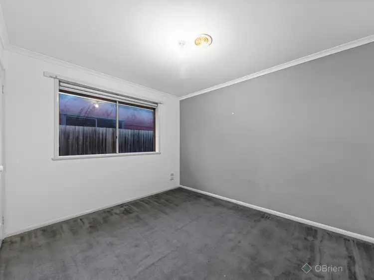 Fourth view of Homely house listing, 10 Luxor Court, Cranbourne VIC 3977