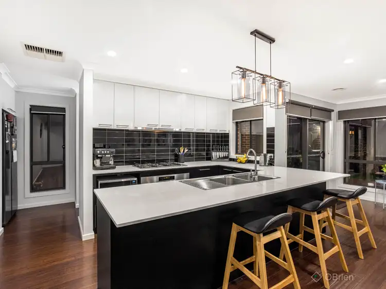 Second view of Homely house listing, 37 Sandstone Circuit, Carrum Downs VIC 3201