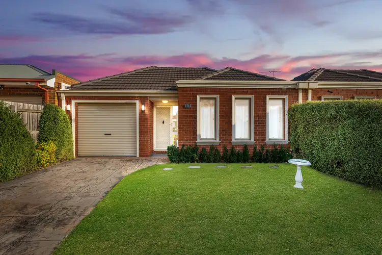 Main view of Homely semi-detached listing, 2/3 Padula Court, Hillside VIC 3037