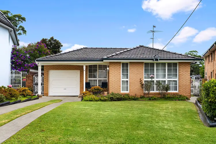 4 Conifer Place, Engadine NSW 2233