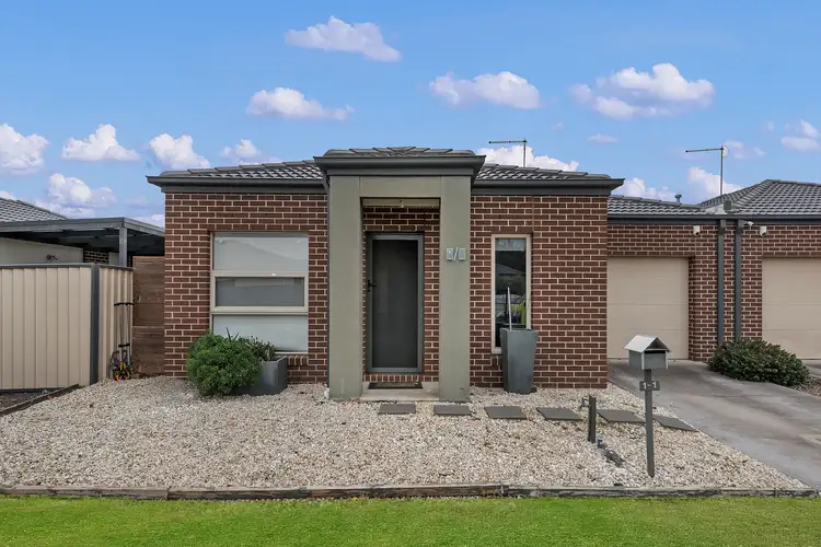 1/1 Anastasia Court, Hillside VIC 3037