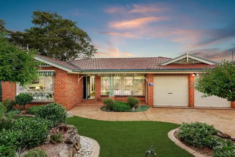 6 Surrey Close, Kanwal NSW 2259