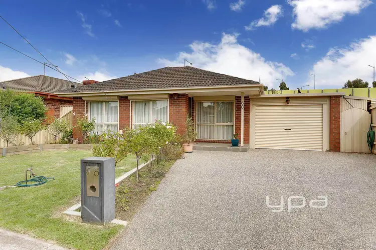 60 The Circuit, Gladstone Park VIC 3043