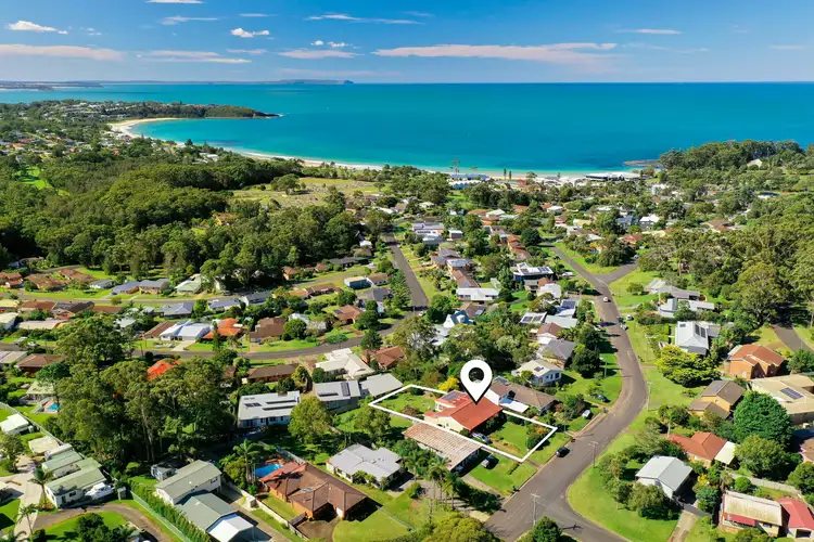 9 Boag Street, Mollymook NSW 2539