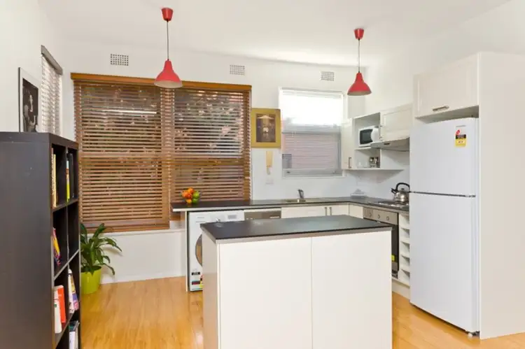 Third view of Homely apartment listing, 10/5 Queens Road, Brighton-Le-Sands NSW 2216