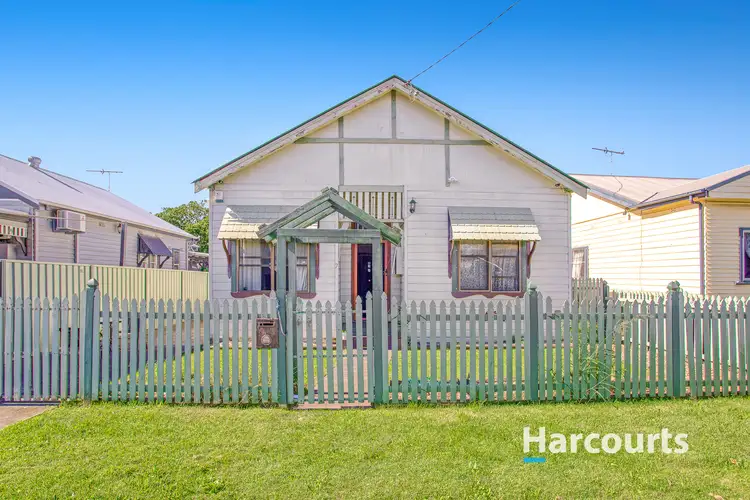 7 Moolcha Street, Mayfield NSW 2304