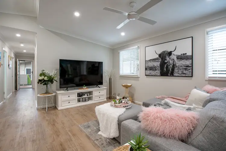 Second view of Homely house listing, 32/7 Catherine Crescent, Lavington NSW 2641