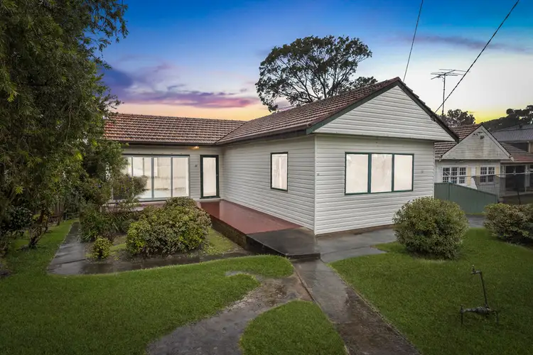 27 Fourth Avenue, Loftus NSW 2232