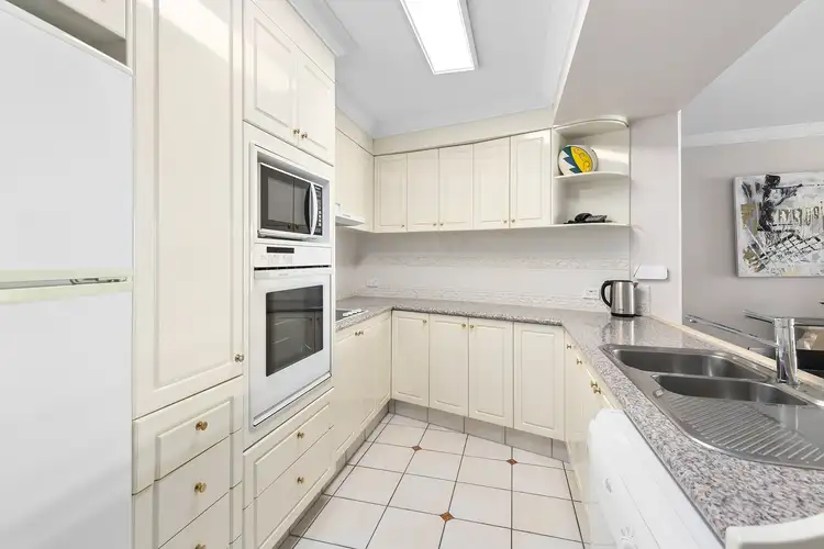 Sixth view of Homely apartment listing, 1710/24-26 Queensland Avenue, Broadbeach QLD 4218