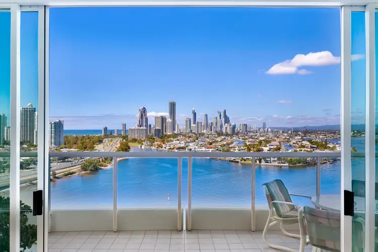 A17-4/75 Brighton Parade, Southport QLD 4215