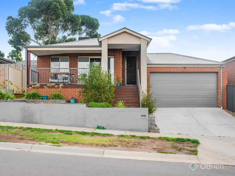 27a Cromarty Circuit, Darley VIC 3340