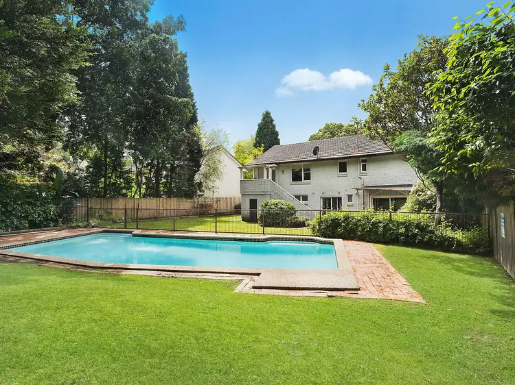 17 Lancaster Avenue, St Ives NSW 2075