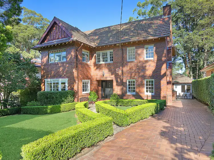 9 Linden Avenue, Pymble NSW 2073