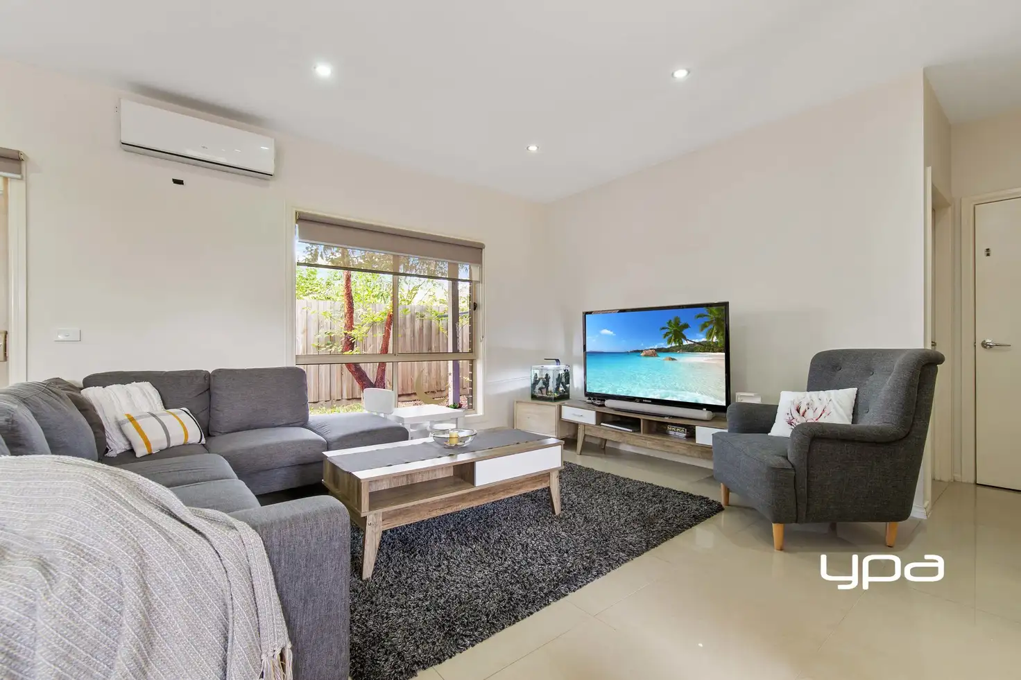 Main view of Homely townhouse listing, 2/43 Hilda Street, Glenroy VIC 3046