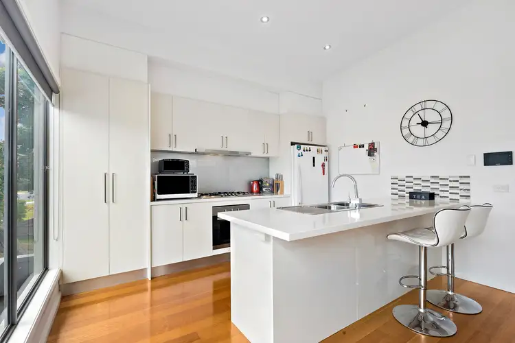 Fourth view of Homely townhouse listing, 1/39 Mark Street, Rosebud VIC 3939