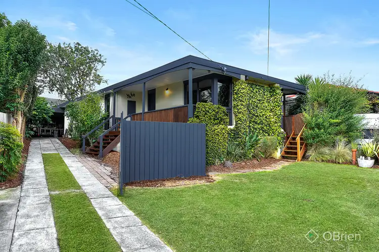 4 Albany Place, Frankston South VIC 3199