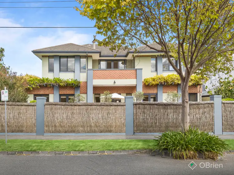8 Normanby Street, Brighton VIC 3186