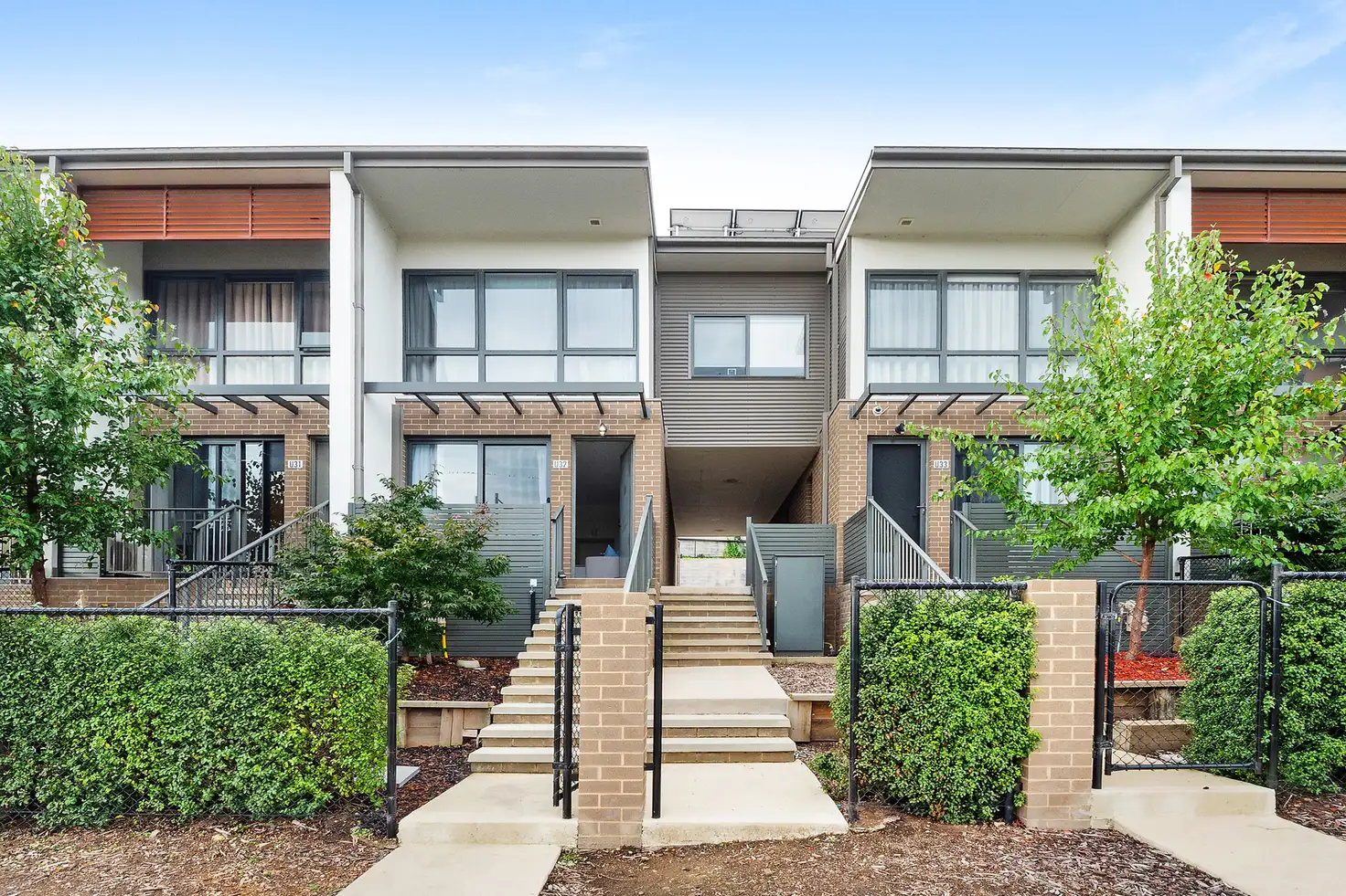 Main view of Homely townhouse listing, 32/11 Wanderlight Avenue, Lawson ACT 2617