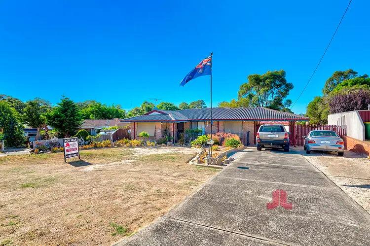 Second view of Homely house listing, 19 Craven Court, Withers WA 6230