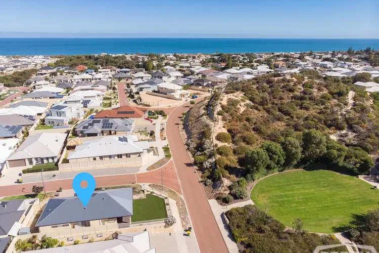 32 Hawley Way, Madora Bay WA 6210