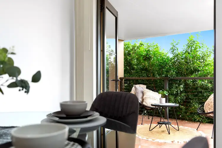 Third view of Homely unit listing, 6/10 Amelia Street, Coorparoo QLD 4151