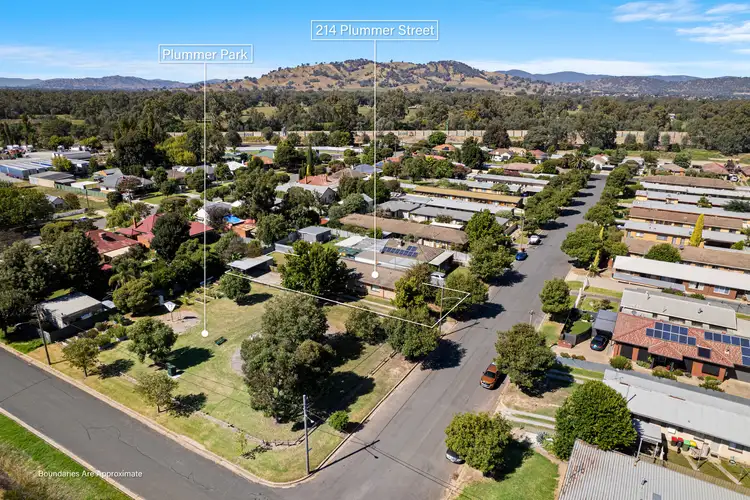 Second view of Homely unit listing, 1-3/214 Plummer Street, South Albury NSW 2640