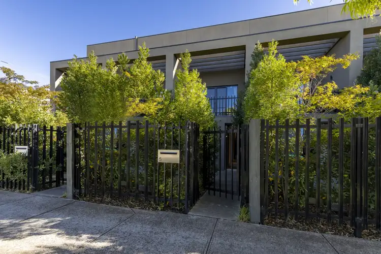 5 Ulmara Parkway, Maidstone VIC 3012