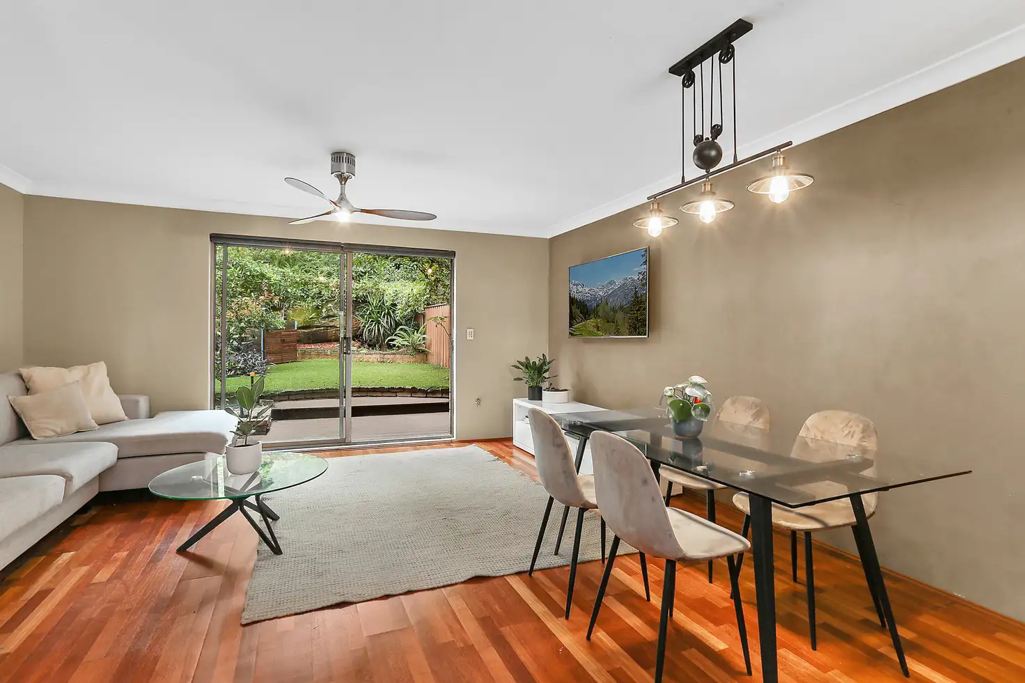 Main view of Homely townhouse listing, 4/24 Toronto Parade, Sutherland NSW 2232